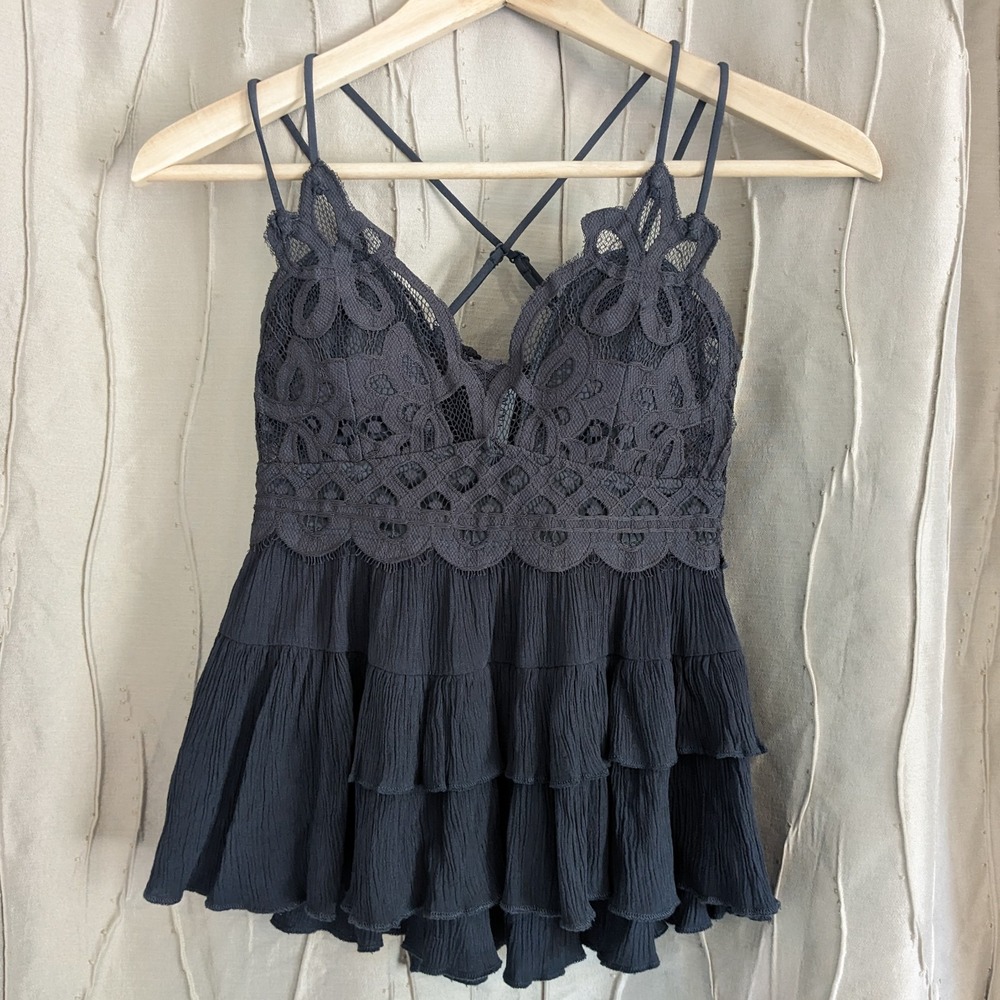 Zenana Lace Bralette Cami Top Small Grey Tiered Ruffle Babydoll Smocked Peplum